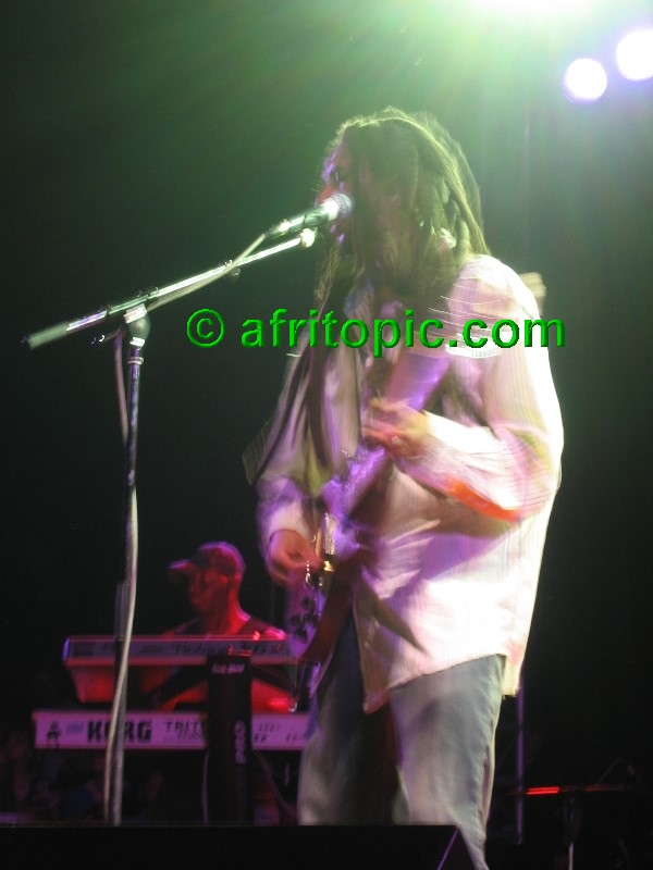 ../Images/AfricaFestival-27-28May05 170.jpg